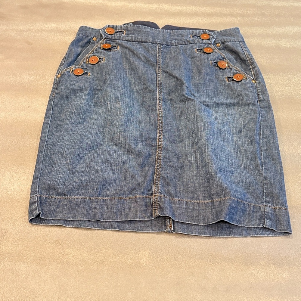 Forme Jeans Classic Blue Denim Pencil Skirt with Button Details. Size L